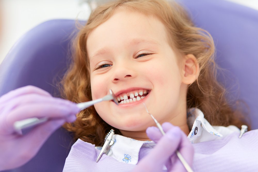 Лечение молочных зубов у детей Atlantis Dental